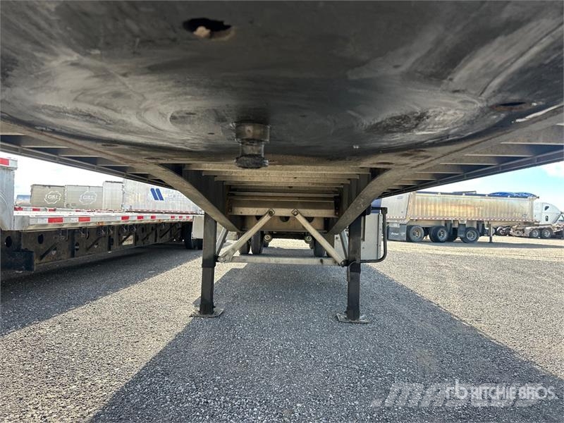 Wilson 48 ft T/A Spread Axle Flatbed Trailer مقطوروات مسطحة/مفصلية الجوانب