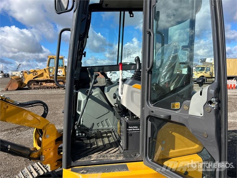 XCMG XE35U Mini Excavator (Unused) Mini bagri <7t