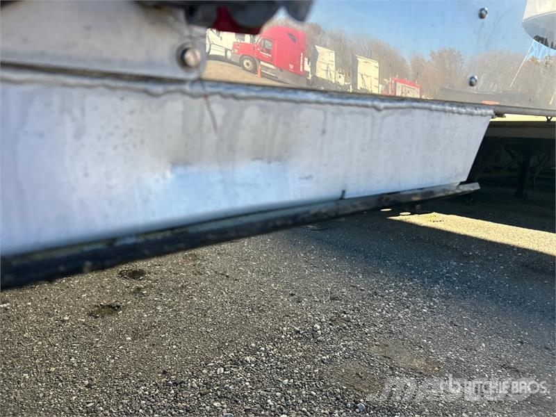 Xtreme 51 ft T/A Spread Axle Step Deck Trailer Низькорамні причепи