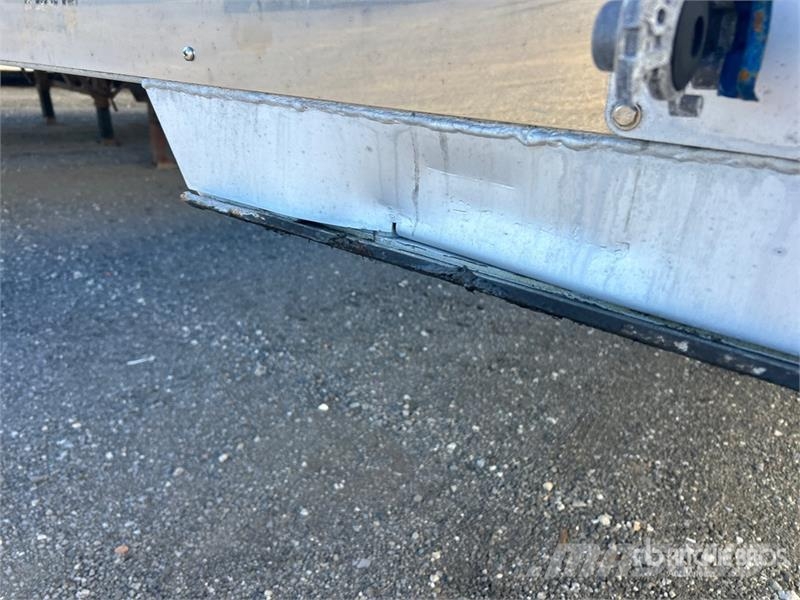 Xtreme 51 ft T/A Spread Axle Step Deck Trailer Низькорамні причепи