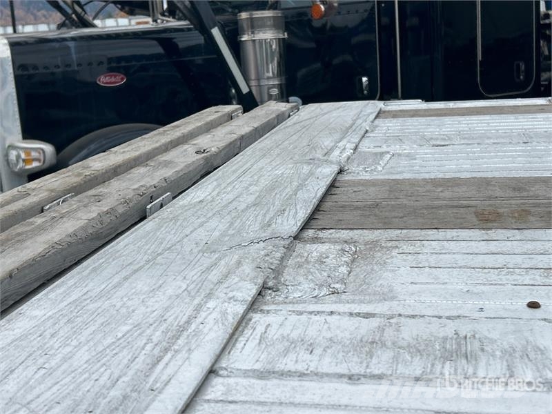 Xtreme 51FTX 51 ft T/A Step Deck Trailer Low loaders