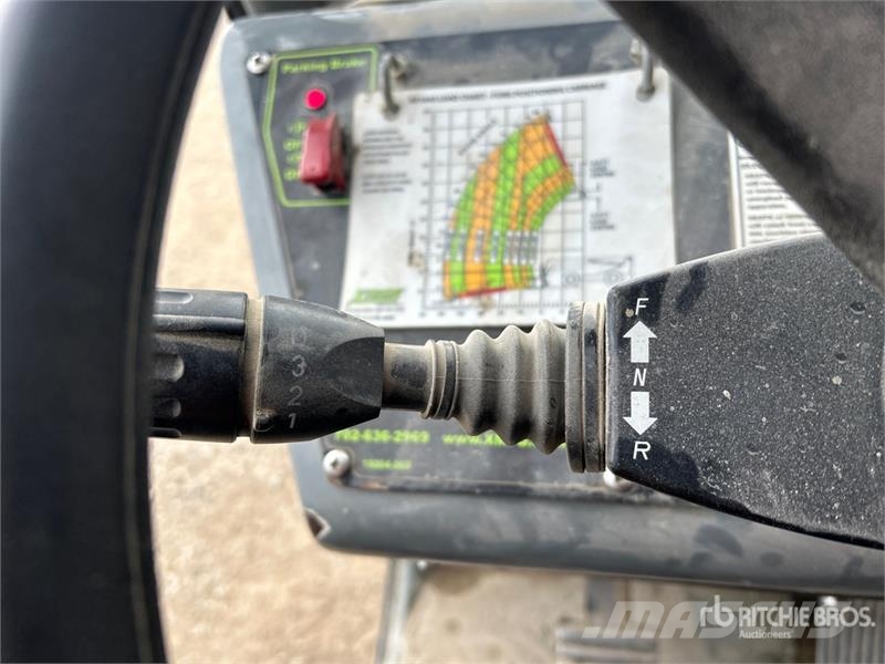 Xtreme XR1045 Telehandler 텔러 핸들러