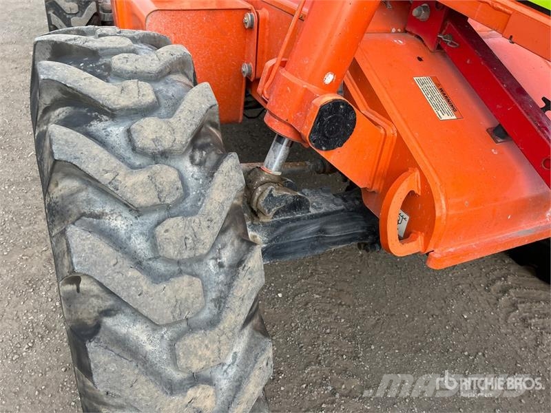 Xtreme XR1045 Telehandler 텔러 핸들러