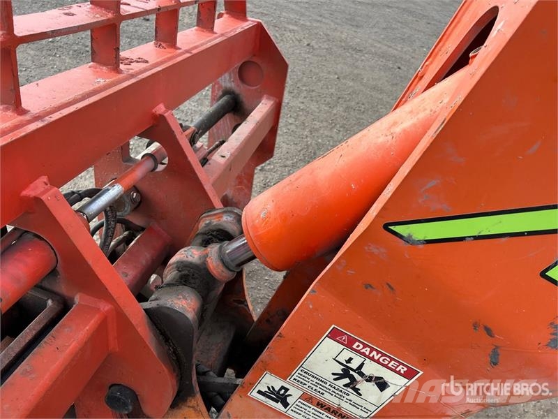Xtreme XR1045 Telehandler 텔러 핸들러