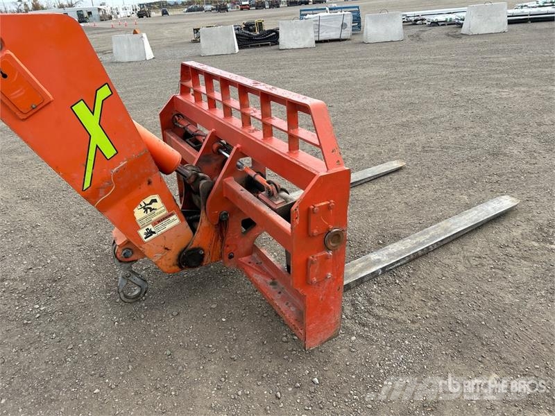 Xtreme XR1045 Telehandler 텔러 핸들러
