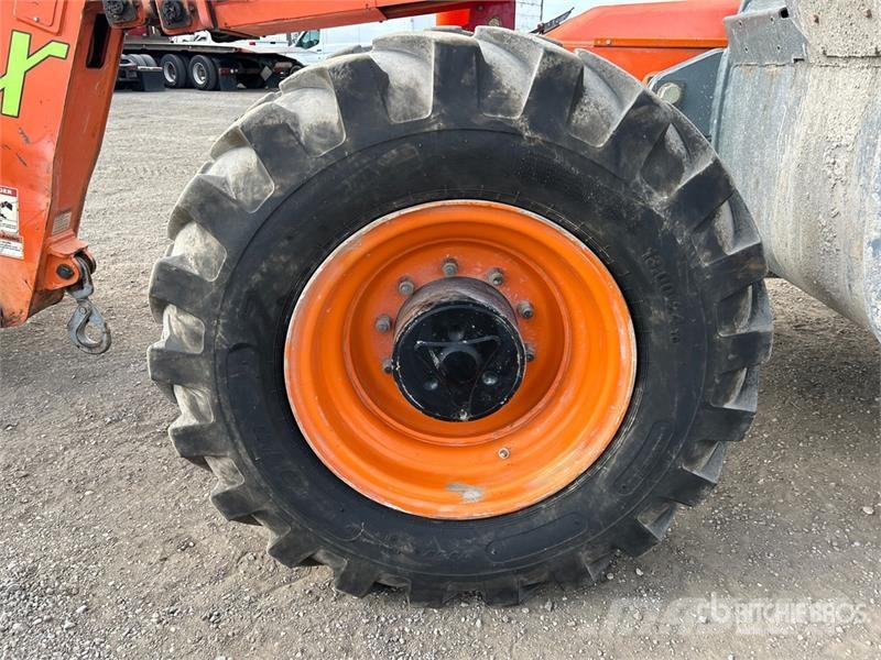 Xtreme XR1045 Telehandler 텔러 핸들러