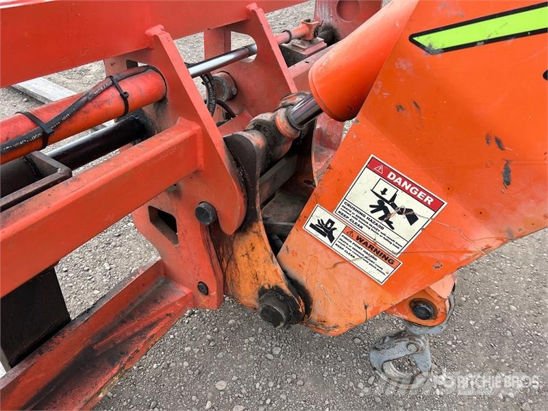 Xtreme XR1045 Telehandler 텔러 핸들러