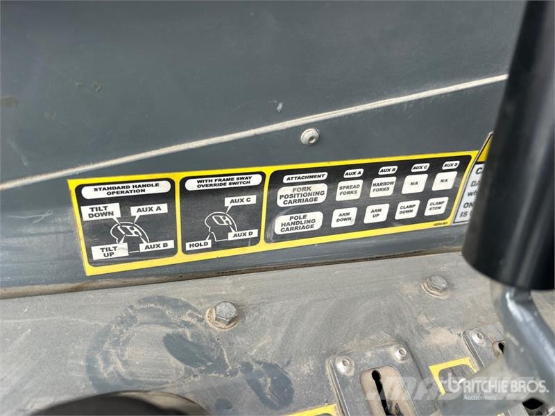 Xtreme XR1045 Telehandler 텔러 핸들러