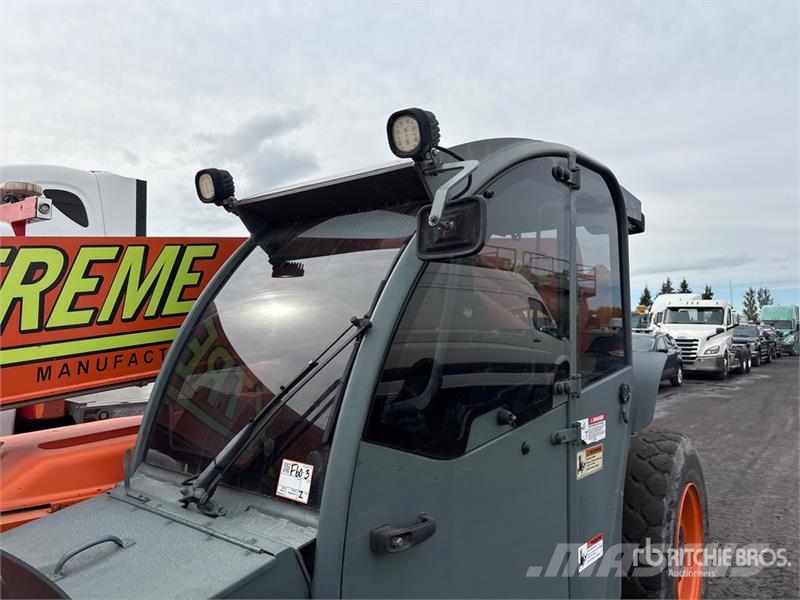 Xtreme XR1255 Telehandler Teleskoplader