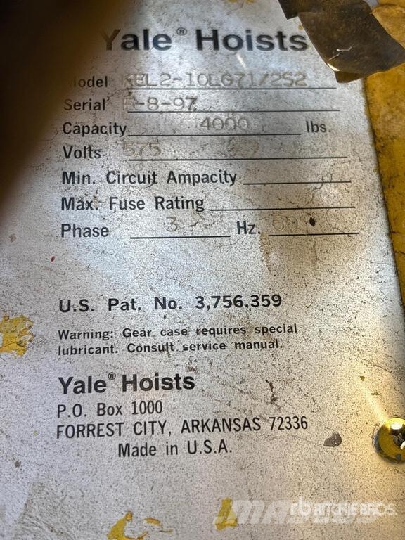 Yale 4000lb Material Hoist المصاعد والرافعات المادية