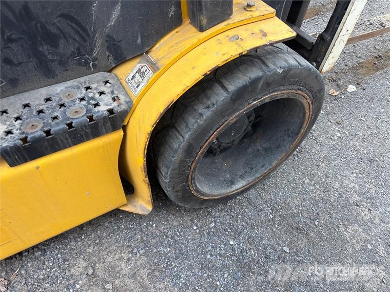 Yale 4350 lb Electric Forklift Električni viličari