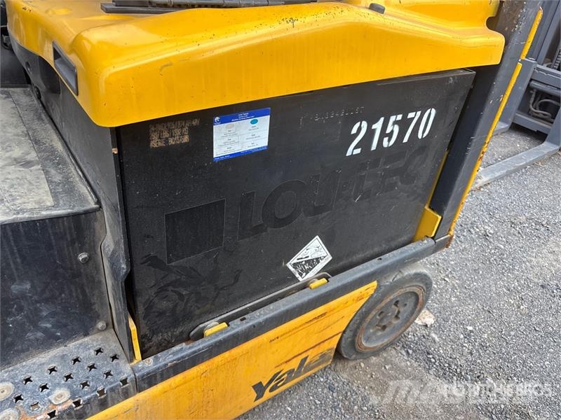Yale 4350 lb Electric Forklift Električni viličari