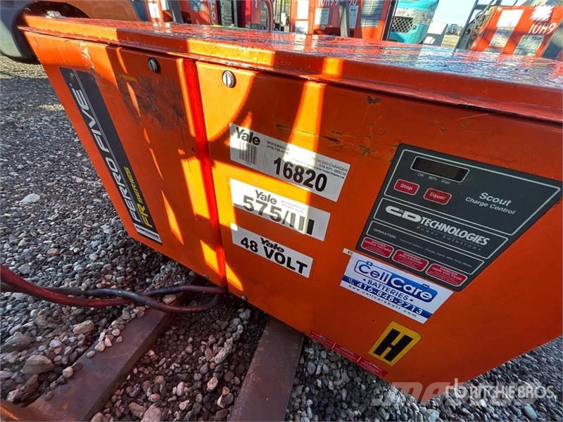 Yale ERC050ZGN48TE082 5000 lb Electric Forklift Elektrostapler