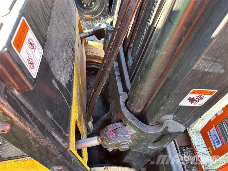 Yale ERC050ZGN48TE082 5000 lb Electric Forklift Elektrostapler