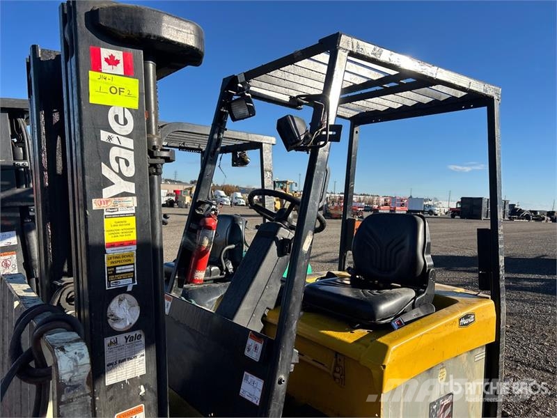 Yale ERC050ZGN48TE082 5000 lb Electric Forklift Elektrostapler