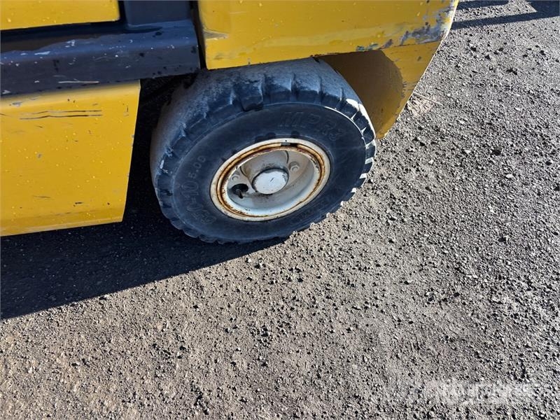 Yale GLP060 شاحنات ذات رافعات شوكية - أخرى