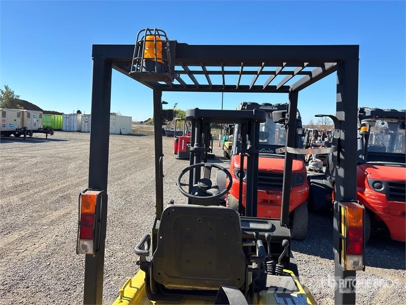 Yale GLP060TFNUAV081 6000 lb Pneumatic Tire Forklift Інше