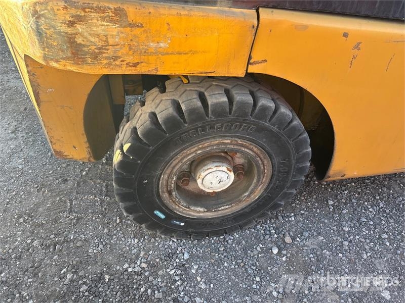 Yale GLP120VXNGGF088 11950 lb Pneumatic Tire 11950 lb P 그 외 지게차