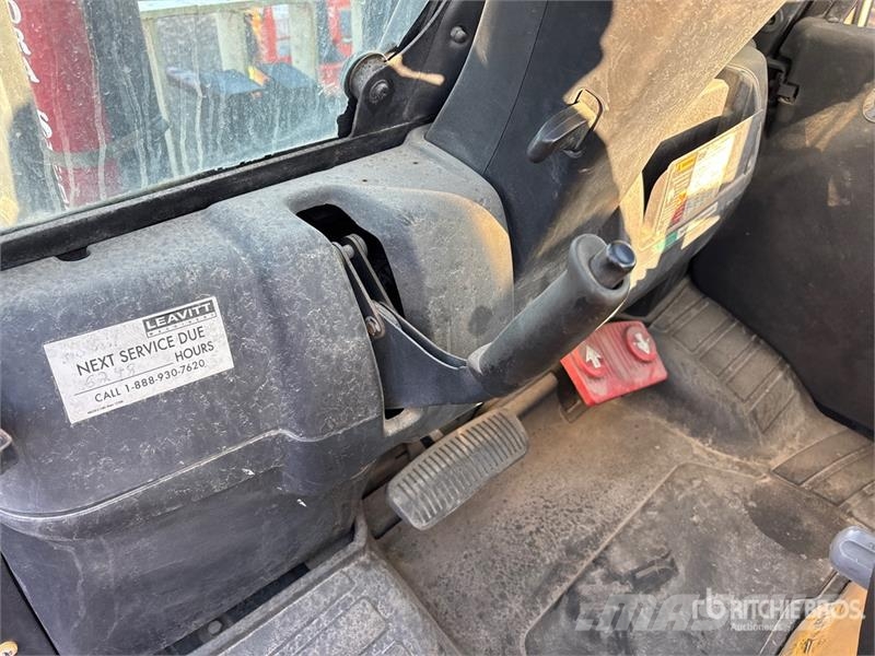 Yale GLP120VXNGGF088 11950 lb Pneumatic Tire 11950 lb P 그 외 지게차