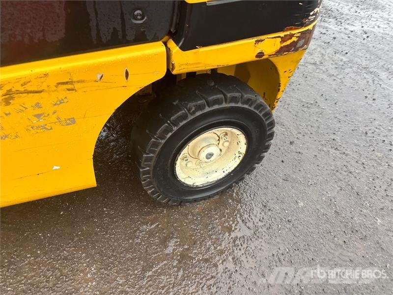 Yale GP060MX 2700 lb Forklift شاحنات ذات رافعات شوكية - أخرى