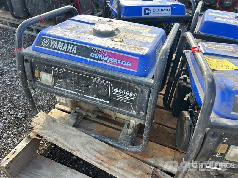 Yamaha of (4) Yamaha EF2600 Generator Set Dīzeļģeneratori