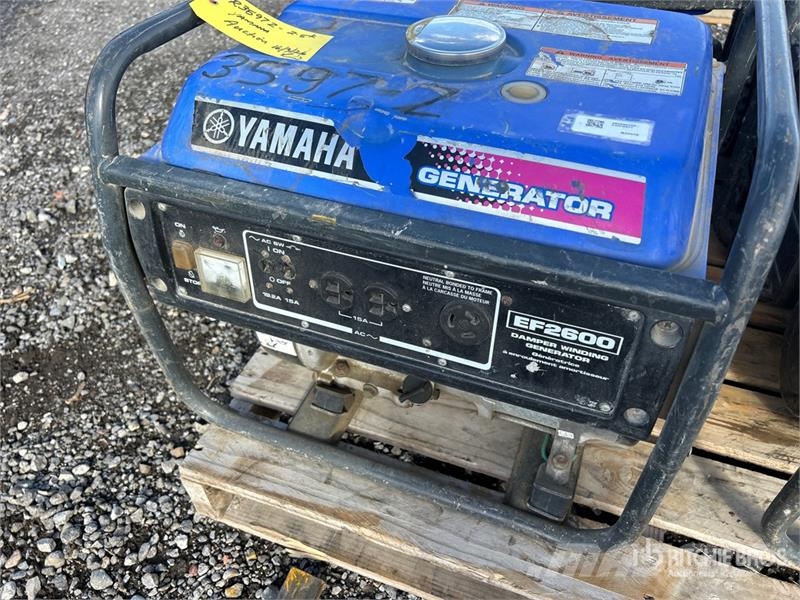 Yamaha of (4) Yamaha EF2600 Generator Set Dīzeļģeneratori