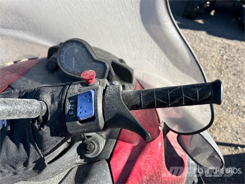 Yamaha VK1 Snowmobile Motas de Neve