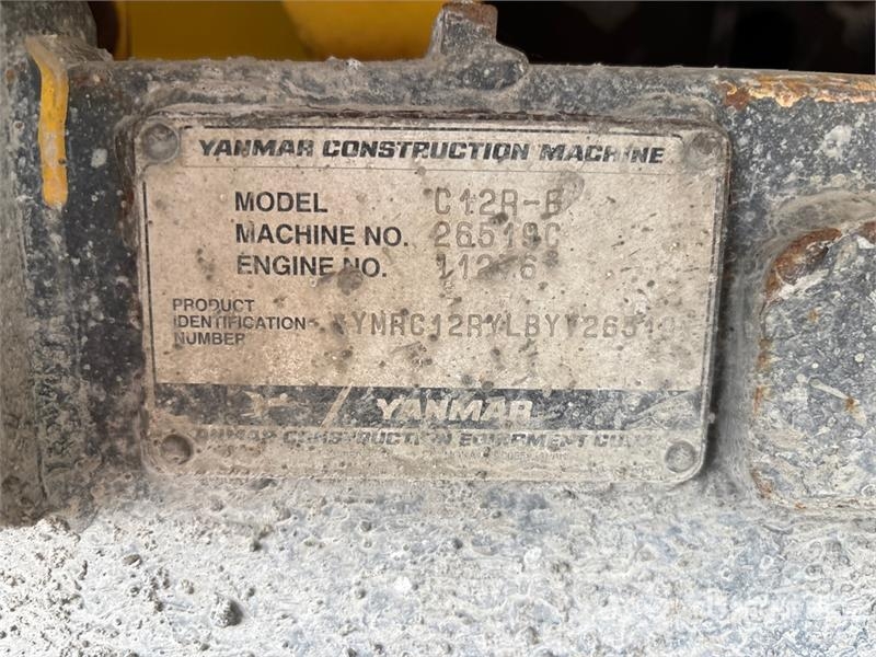 Yanmar C12R Stand-On Mini Crawler Dumper Ne cestni demperji