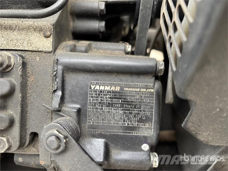 Yanmar C12R Stand-On Mini Crawler Dumper Ne cestni demperji