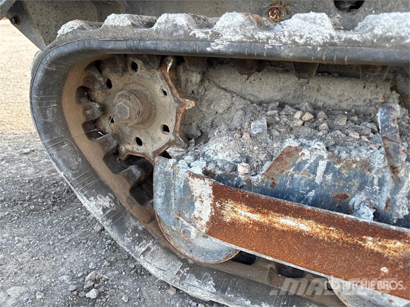 Yanmar C12R Stand-On Mini Crawler Dumper عربات نقل قلابة للمواقع