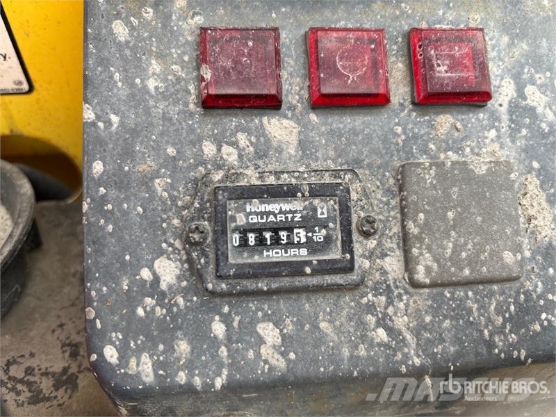Yanmar C12R Stand-On Mini Crawler Dumper Ne cestni demperji