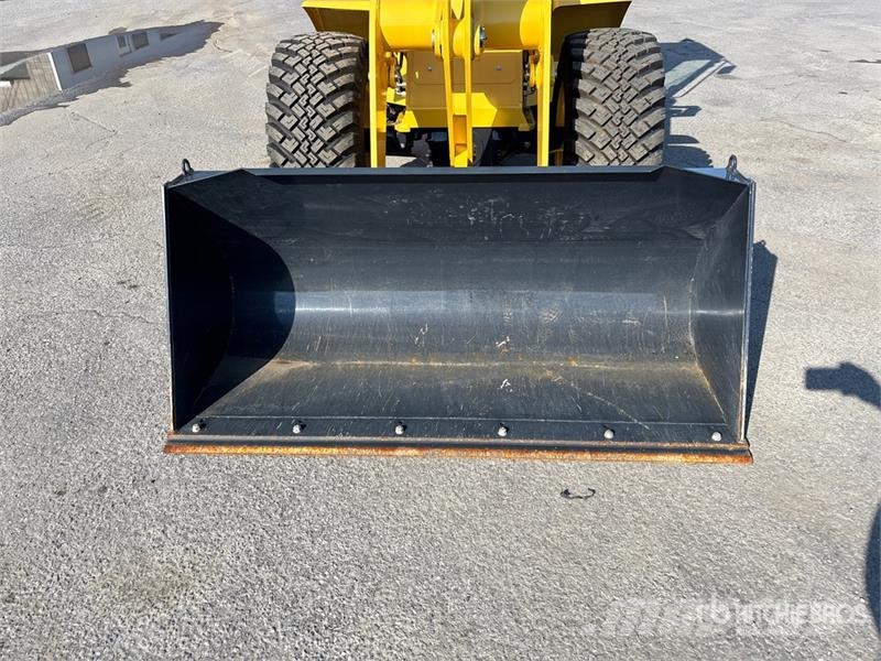 Yanmar V4-7 Wheel Loader Pale gommate