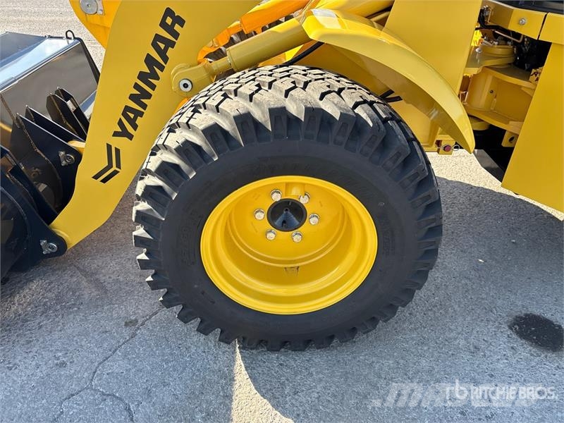 Yanmar V4-7 Wheel Loader Pale gommate