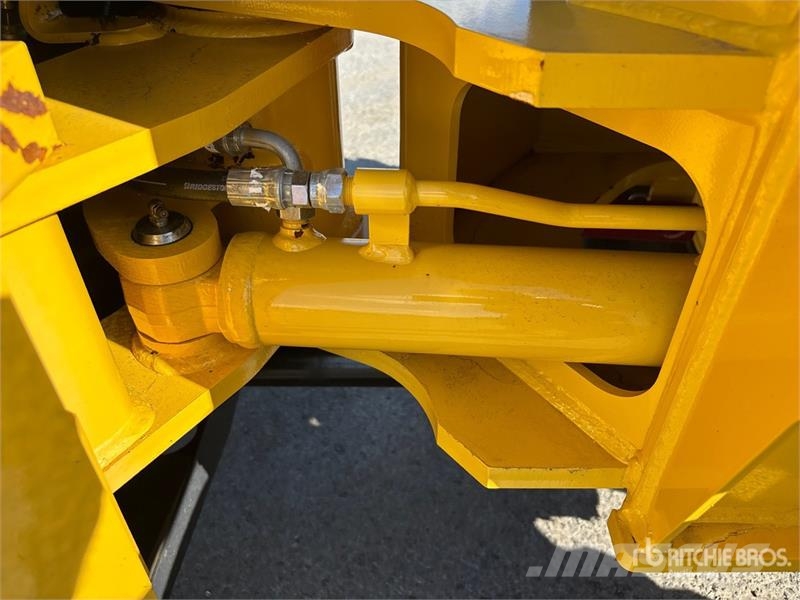 Yanmar V4-7 Wheel Loader Pale gommate