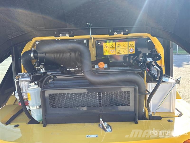 Yanmar V4-7 Wheel Loader Pale gommate