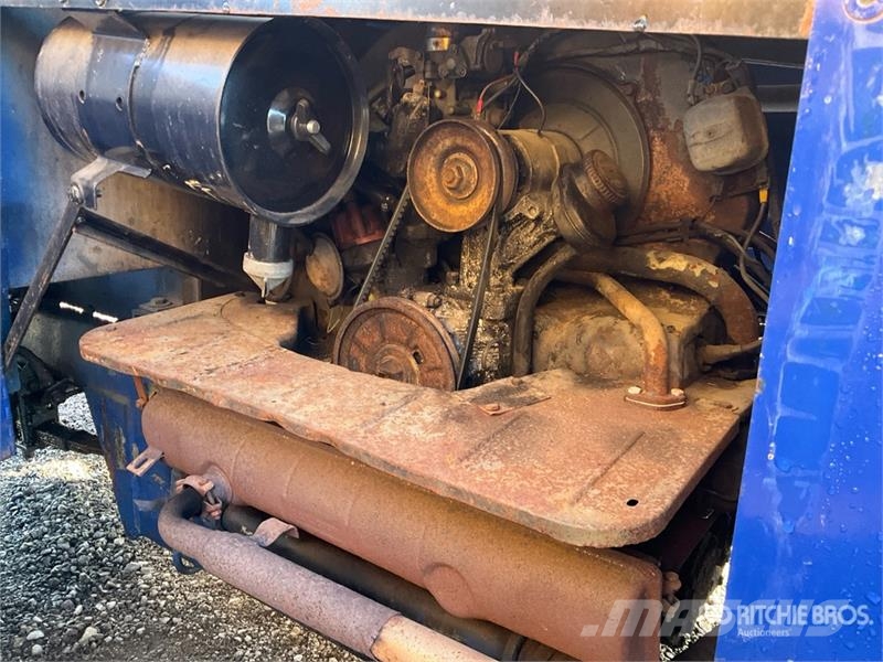 Zamboni Ice Resurfacer Autres équipements pour route et neige