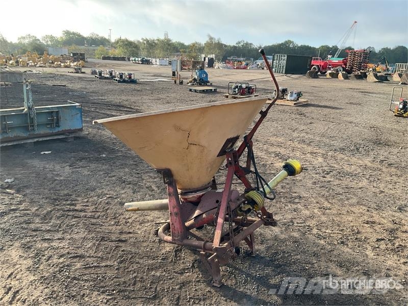  1.4 m 3-Point PTO Driven Fertilizer Spreader folyékony műtrágya permetező