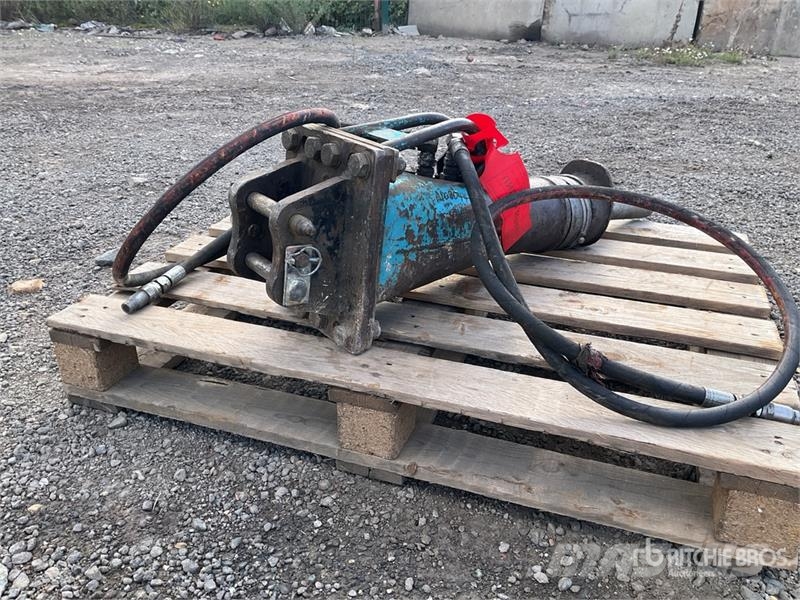 1030 mm Hydraulic Breaker Hammers / Breakers