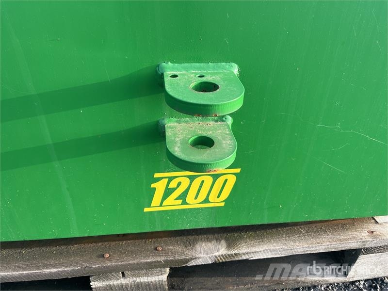 1200 kg Tractor Weights (Unused) Prednji tegovi