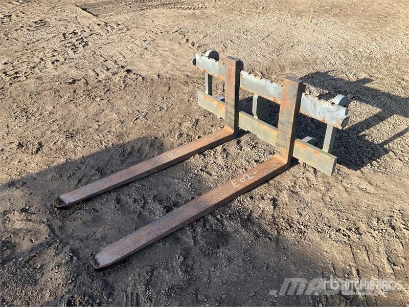  1200 mm Tractor Loader Fork Attachment شوكات