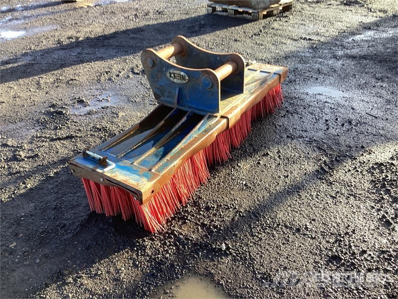  1750 mm Sweeper Attachment Bürsten