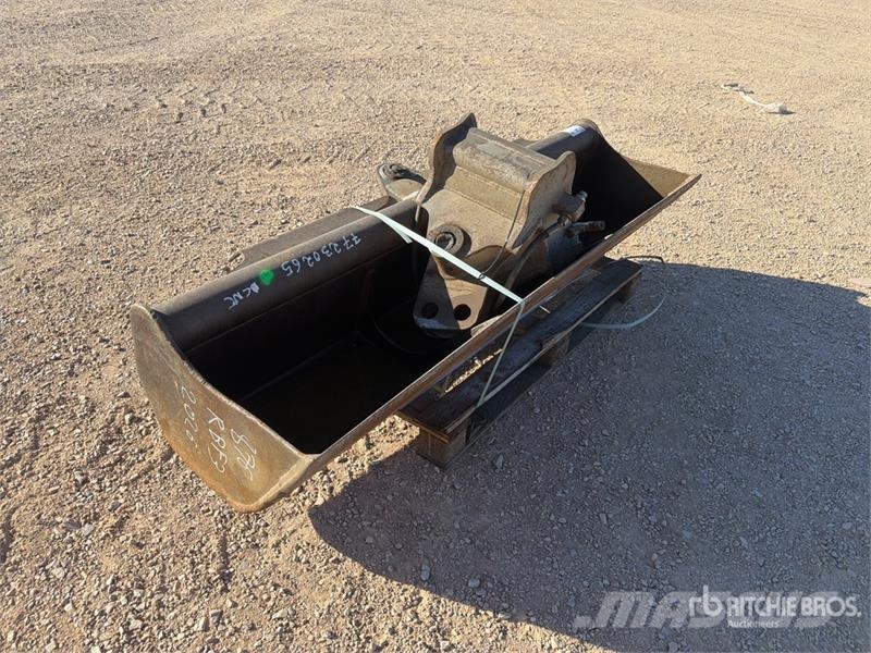 1800 mm Hydraulic Tilting Godet Excavator Bucket ( Kopad