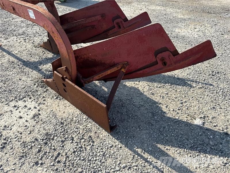 2 Bottom Breaking Plow Chasse neige