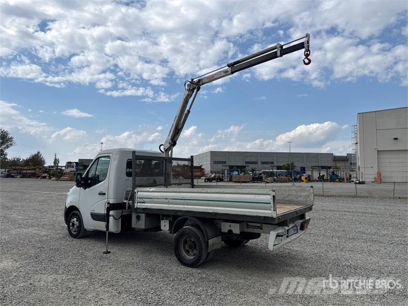 2010 Bonfiglioli P2300L 710 kg on Opel Movano Flat Kranwagen