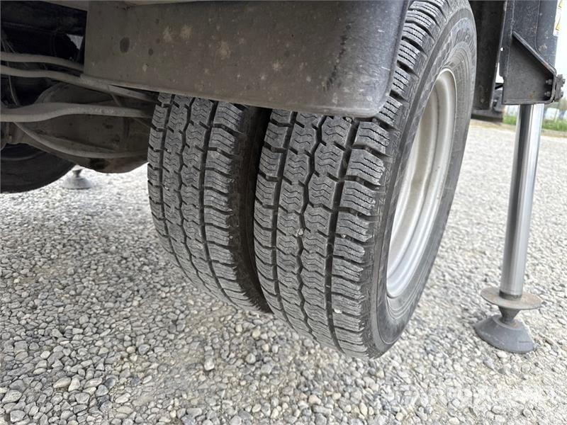  2015 Isoli PNT205 NHD 18.1 m on Nissan Cabstar Cab Avtokošare