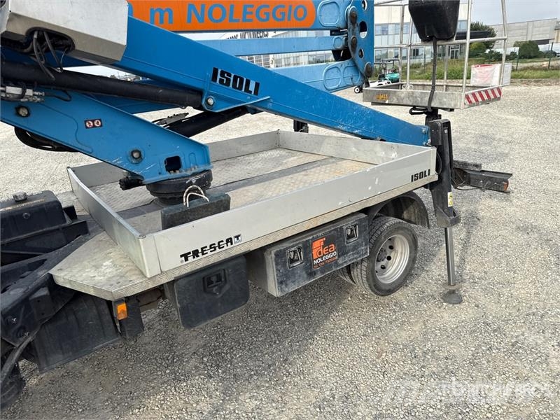  2015 Isoli PNT205 NHD 18.1 m on Nissan Cabstar Cab Avtokošare