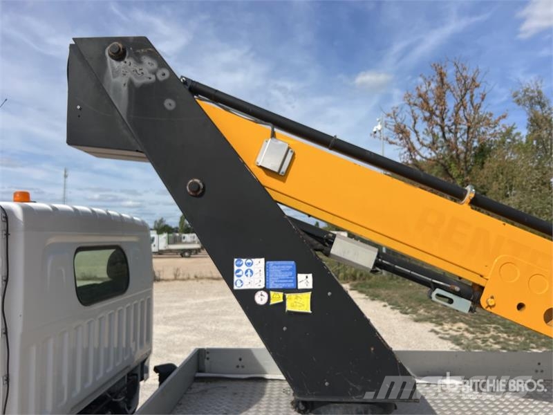  2016 Movex TLR 15 15 m on  Renault  Maxity 140 DXI Avtokošare