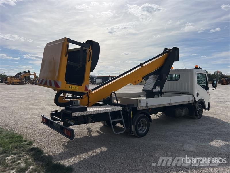  2016 Movex TLR 15 15 m on  Renault  Maxity 140 DXI Avtokošare