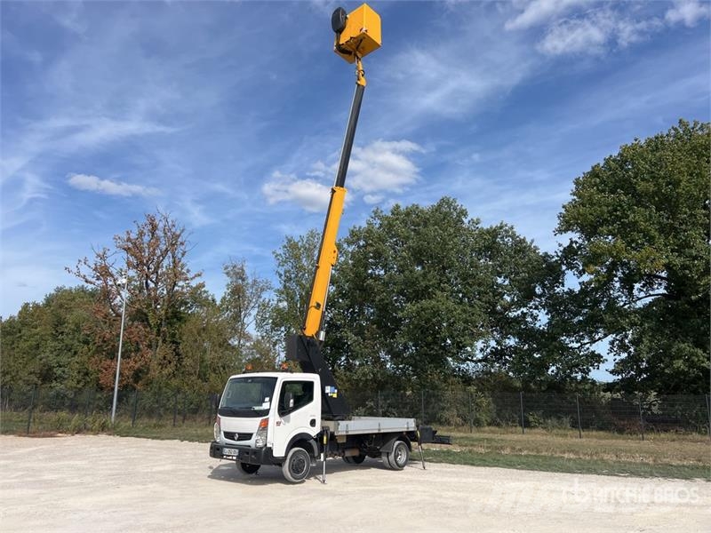  2016 Movex TLR 15 15 m on  Renault  Maxity 140 DXI Avtokošare
