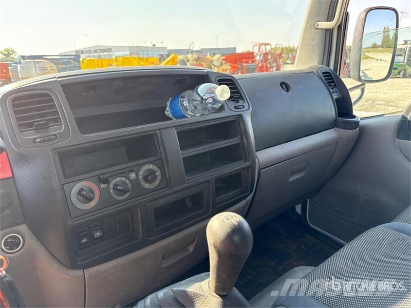 2017 Oil&Steel Snake 2010 H Plus 20 m on Nissan Ca Lastbilmonterede lifte